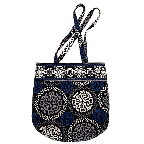 Vera Bradley Blue Patterned Shoulder Bag Toggle Closure Preppy Fabric Tote - Picture 6 of 7